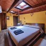Rifugio Della Pace Piano Terra E Primo Piano Feriehus *
