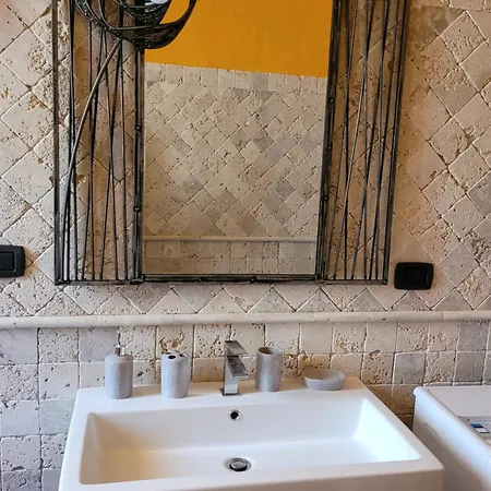 Rifugio Della Pace Piano Terra E Primo Piano